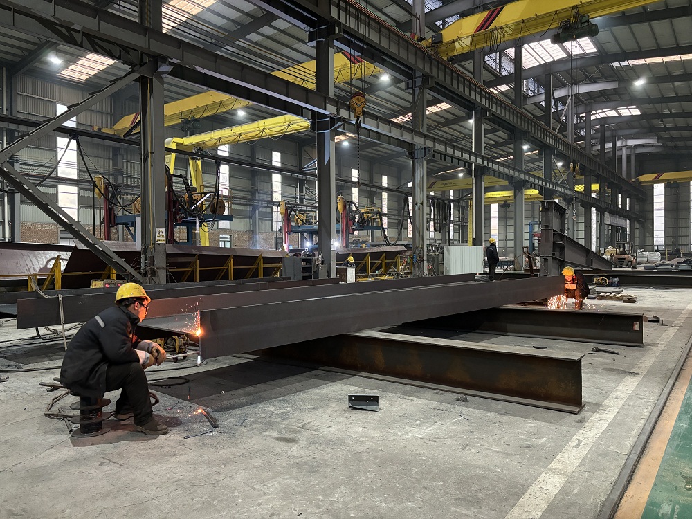 山西鋼結(jié)構(gòu)廠家，鋼結(jié)構(gòu)施工安裝